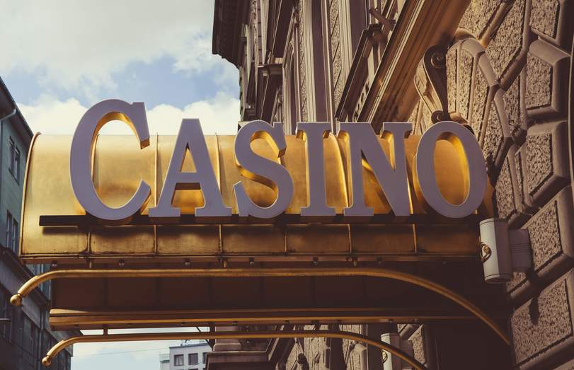 Why Slots Dominate Online Casinos